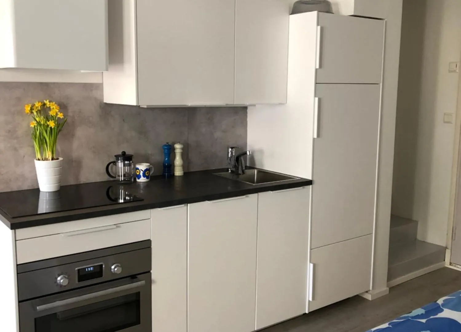 Modern City Studio With Own Patio Helsinki