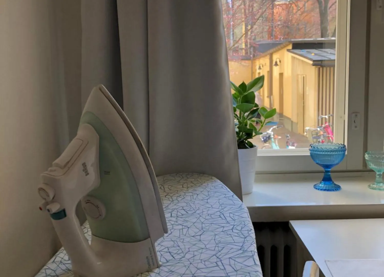 Modern City Studio With Own Patio Helsinki Apartment