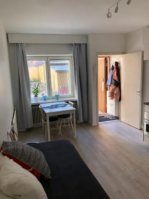 Modern City Studio With Own Patio Helsinki